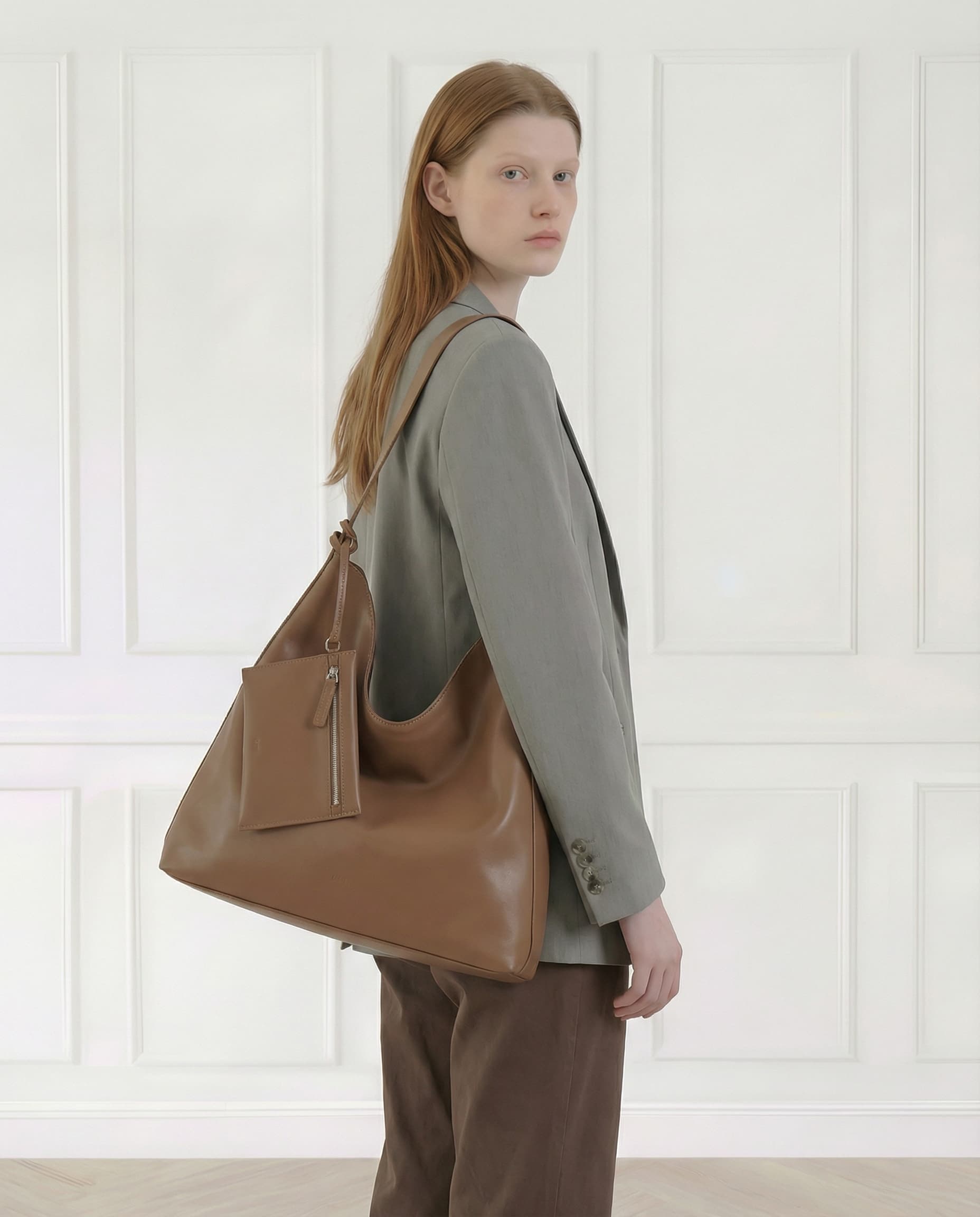 로서울 가방 모델컷